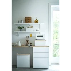 Yamazaki Boite à Pain Avec Poignée En Bois 19 Yamazaki Boite à Pain Avec Poignée En Bois -Ustensiles De Cuisine Magasin 1000318551 220107 16174100326 MOOD DETAILS P000000001000318551 mood