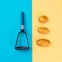 Presse Purée Manuel Avec Cuillère -Ustensiles De Cuisine Magasin 24b8c4ebeae841e4889af75da9e1f778