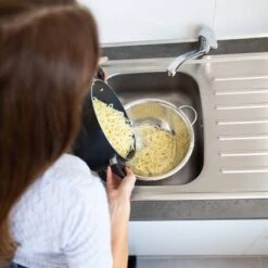 Passoire Pâtes Inox -Ustensiles De Cuisine Magasin 2e7b1e443174416ebdc718038429812a