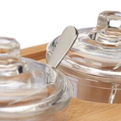 3 Pots à épices Avec Support En Bambou 16 3 Pots à épices Avec Support En Bambou -Ustensiles De Cuisine Magasin 3db9b5bbc46a4348a8e43d78e4f5c7a2