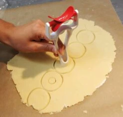 Rouleau Emporte-pièce 5 Rouleau Emporte-pièce -Ustensiles De Cuisine Magasin 404d017cf3e042c388026d57e4873d88