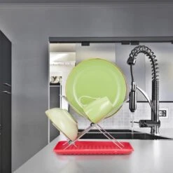 Égouttoir Pour La Vaisselle Avec Plateau -Ustensiles De Cuisine Magasin 6a41628d779a48efb3b5821edcbee50d