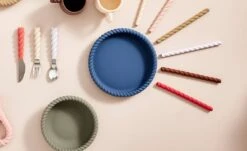 Assiette Et Bol Violet -Ustensiles De Cuisine Magasin 6b990d11818f483ea80f1b11b1c75a44