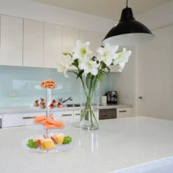 Présentoir à 4 étages -Ustensiles De Cuisine Magasin 80ef2e7e77c44191b72a31062a48516f