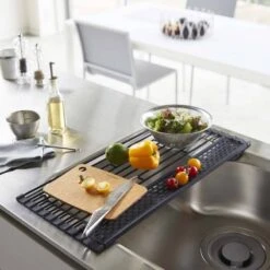 Yamazaki Egouttoir Pliable En Métal Et Silicone D 6 Yamazaki Egouttoir Pliable En Métal Et Silicone D -Ustensiles De Cuisine Magasin d2d954a7a38d4a59a2981b18da216c06