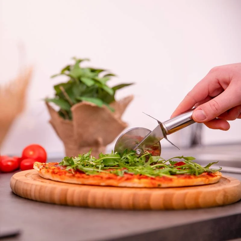 Roulette à Pizza En Inox 2 Roulette à Pizza En Inox – Image 2