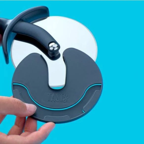 Roulette à Pizza Géante 13 Roulette à Pizza Géante – Image 13